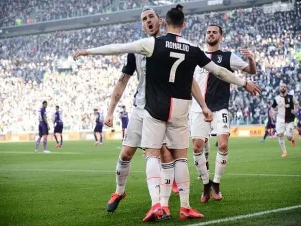 dubl-ronaldu-priviv-yuventus-do-vigrashu-nad-fiorentinoyu