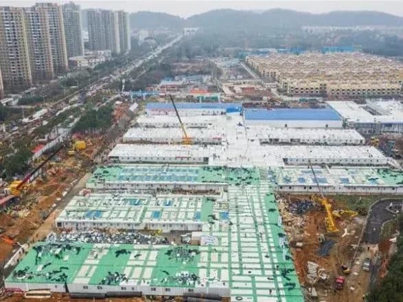 kitay-forsovano-buduye-novi-likarni-na-tli-poshirennya-nebezpeki-novogo-koronavirusu