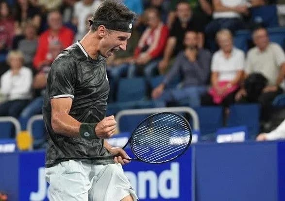 stakhovskiy-peremig-na-starti-kvalifikatsiyi-turniru-atr-v-rotterdami