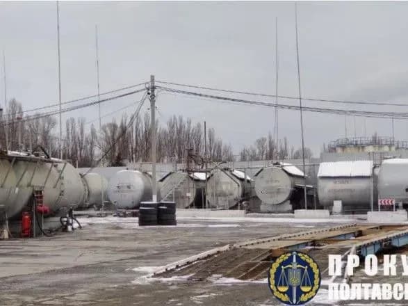 z-nezakonnogo-obigu-vilucheno-ponad-1-mln-litriv-palivno-mastilnikh-materialiv