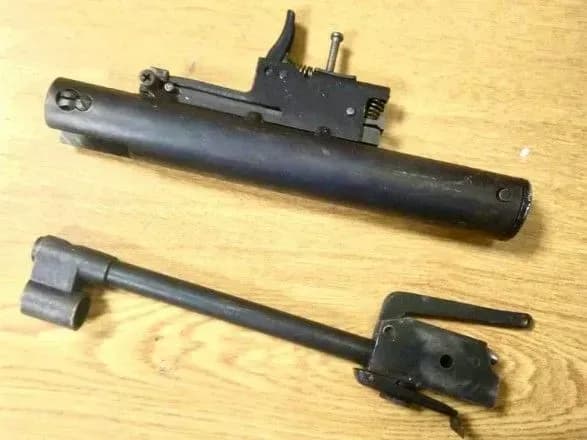 u-borispoli-odesit-namagavsya-vidpraviti-do-izrayilyu-posilku-iz-zapchastinami-do-zbroyi