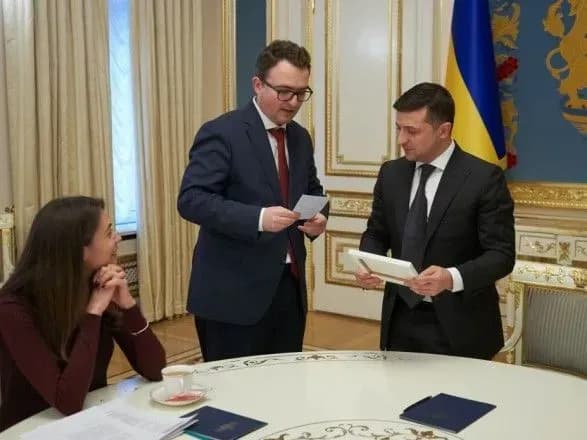 korinevich-zelenskomu-krim-postiyno-maye-buti-na-poryadku-dennomu