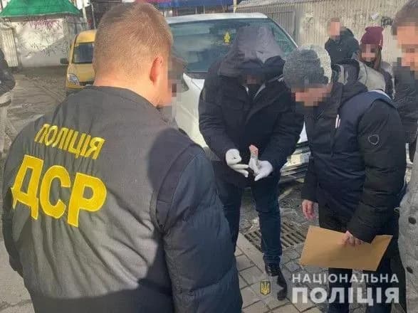 na-lvivschini-vikrili-posadovtsiv-derzhprodspozhivsluzhbi-v-organizatsiyi-koruptsiynoyi-skhemi