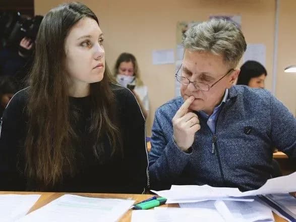 sud-peterburga-postanoviv-primusovo-izolyuvati-patsiyentku-yaka-vtekla-z-karantinu