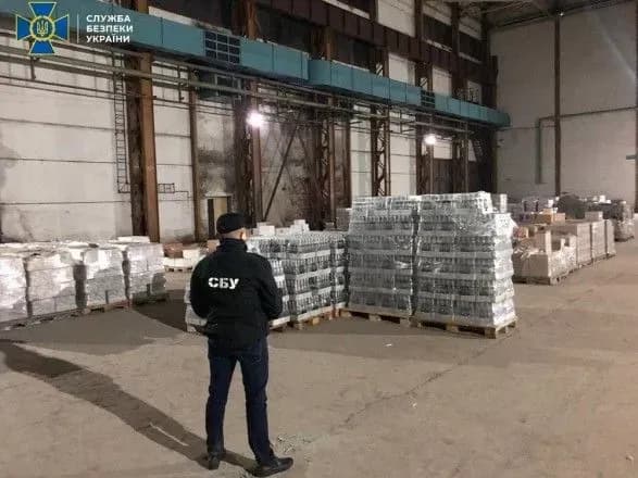 na-zakarpatti-blokuvali-zbut-falsifikovanogo-alkogolyu-na-ponad-15-mln-grn