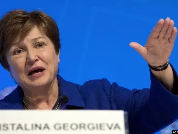 u-mvf-zayavili-scho-koronavirus-zavazhaye-vidnovlennyu-svitovoyi-ekonomiki