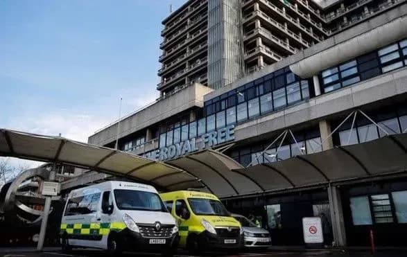 u-britaniyi-zrosla-kilkist-vipadkiv-koronavirusu