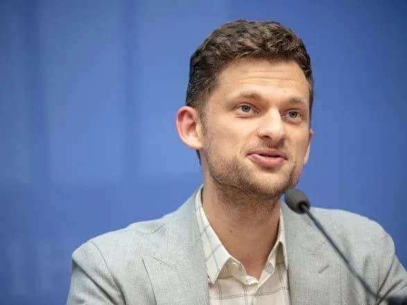 dubilet-ne-viklyuchaye-scho-mozhe-zalishitisya-v-kabmini