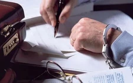 v-ukrayini-za-pyat-rokiv-oblikovano-ponad-70-tis-provadzhen-cherez-pidrobku-dokumentiv