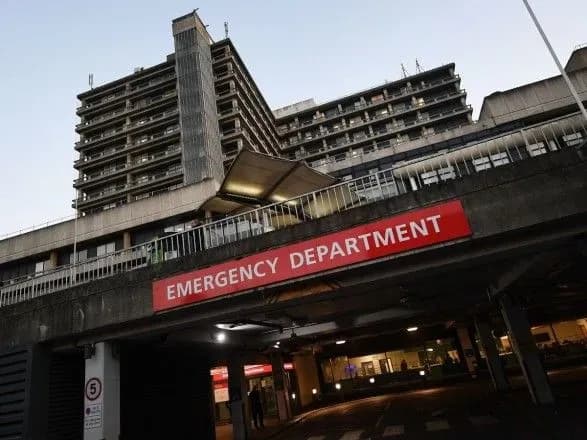 epidemiya-koronavirusu-u-britaniyi-zafiksovano-drugu-smert-vid-covid-19-163-infikovani