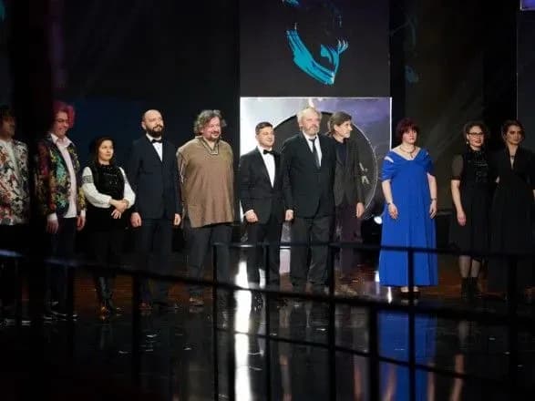 zelenskiy-vzyav-uchast-u-tseremoniyi-nagorodzhennya-laureativ-shevchenkivskoyi-premiyi