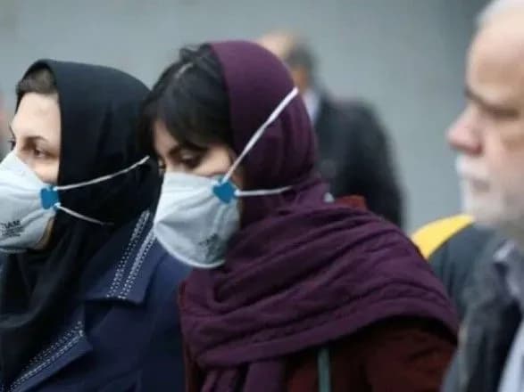 u-gruziyu-namagalis-vyikhati-25-inozemtsiv-z-temperaturoyu-i-novimi-pasportami-sered-nikh-ukrayinets