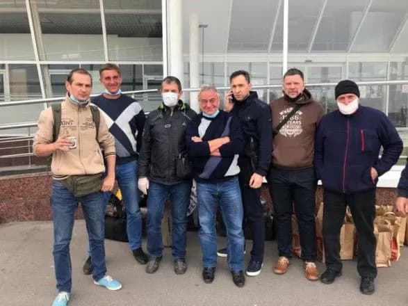 z-ugandi-uspishno-evakuyuvali-ukrayinskikh-pilotiv-ta-inzheneriv