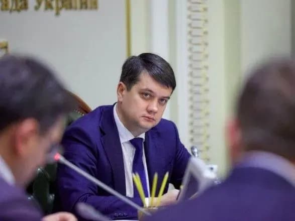 sogodni-maye-vidbutisya-narada-kerivnitstva-vr-z-golovami-fraktsiy-ta-grup