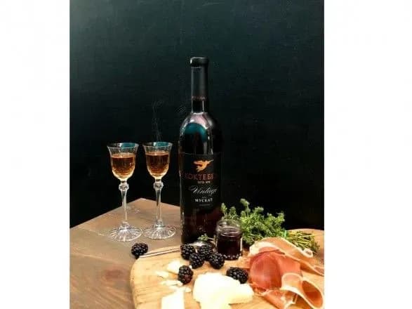 na-tli-koronavirusu-popit-na-alkogol-u-ssha-viris-na-63