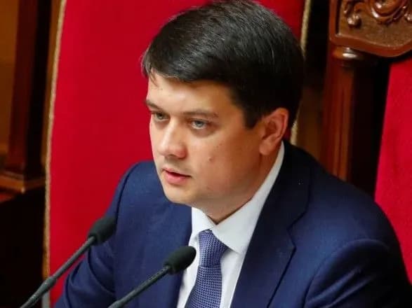 koruptsiya-nepripustima-razumkov-prokomentuvav-situatsiyu-z-videozapisami-brata-yermaka