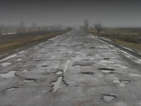 remonti-dorig-na-zaporizhzhi-ekskerivnika-pidpriyemstva-pidozryuyut-u-privlasnenni-blizko-2-5-mln-grn