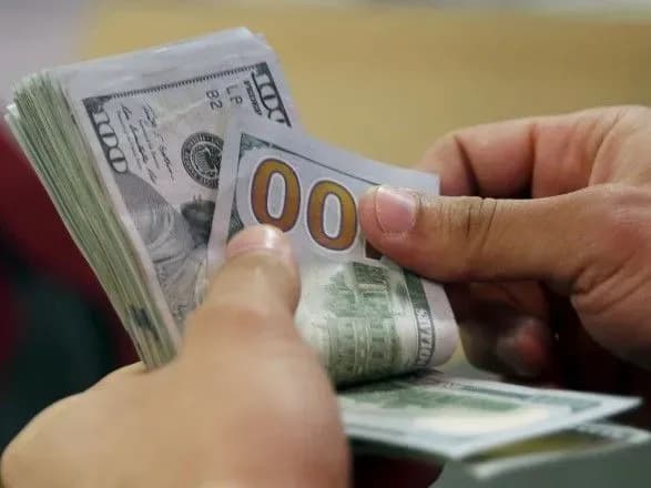 posadovtsyu-dfs-ta-advokatu-vikritikh-na-oderzhanni-50-tis-dol-khabarya-povidomleno-pro-pidozru