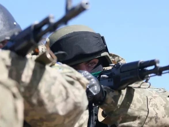 oos-z-pochatku-dobi-boyoviki-3-razi-porushuvali-rezhim-tishi-na-donbasi