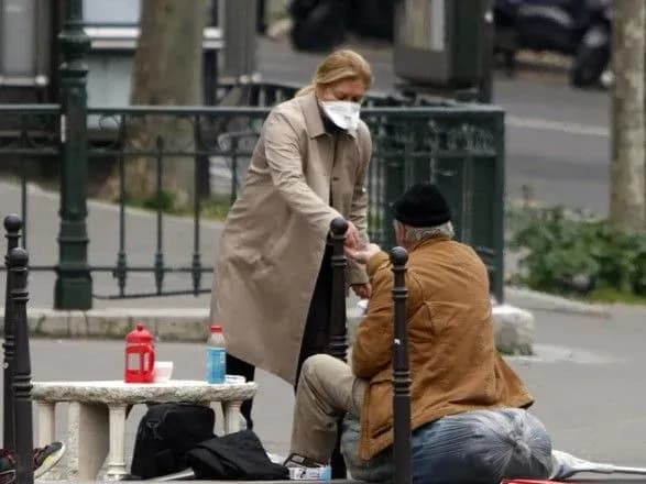 u-stolitsi-slovachchini-vidkrili-karantinne-mistechko-dlya-bezkhatchenkiv