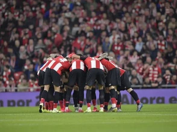 futbolisti-klubu-ispanskoyi-primeri-dobrovilno-pishli-na-znizhennya-zarplati