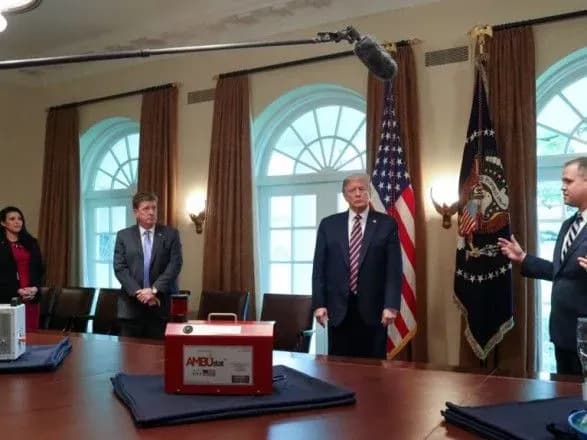 nasa-predstavilo-trampu-rozrobki-dlya-borotbi-z-covid-19