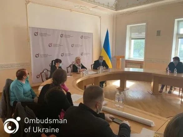 denisova-obgovorila-zvilnennya-polonenikh-v-ordlo-z-yikh-ridnimi-dialog-prodovzhat-v-opu