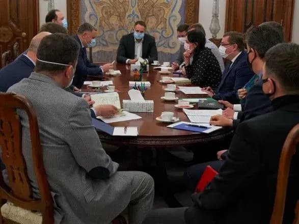 yermak-proviv-naradu-schodo-pidtrimki-malogo-i-mikrobiznesu-pid-chas-karantinu