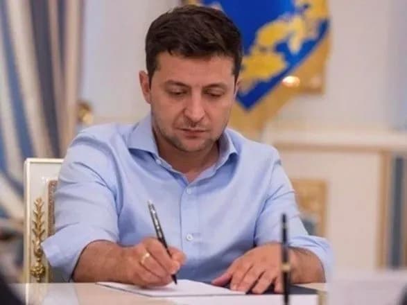 zelenskiy-zatverdiv-sklad-delegatsiyi-ukrayini-dlya-uchasti-v-tkg