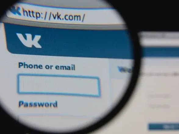 prezident-prodovzhiv-zaboronu-schodo-rosiyskikh-sotsmerezh