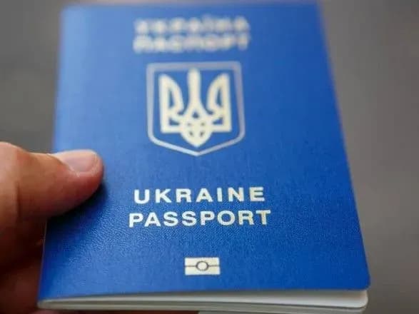 migratsiyna-sluzhba-poslablyuye-karantinni-obmezhennya-z-25-travnya-detali