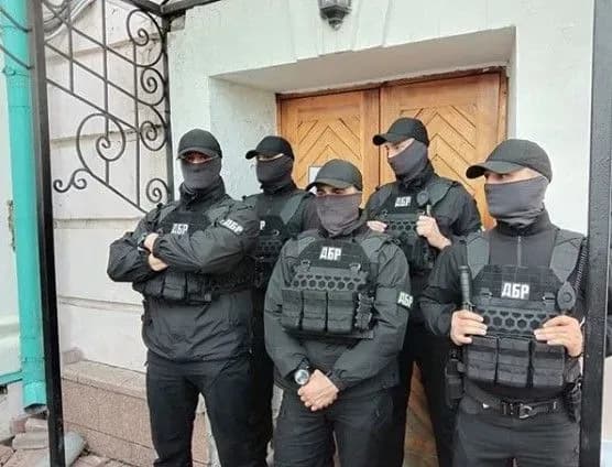 direktor-muzeyu-gonchara-zvernuvsya-v-politsiyu-cherez-shturm-dbrivtsiv-do-muzeyu