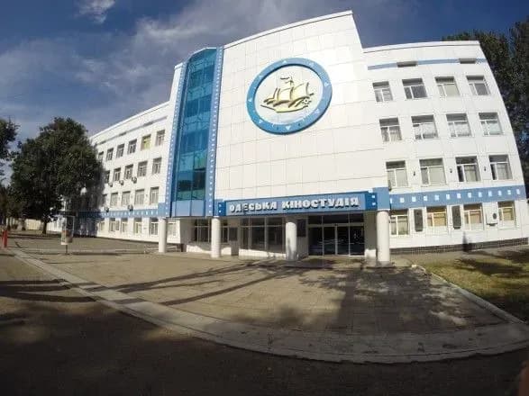 vsplili-podrobitsi-privitaztsiyi-odeskoyi-kinostudiyi-tkachenko-pidrobiv-dokumenti