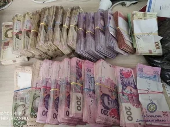 na-donechchini-likvidovano-tsentr-minimizatsiyi-podatkovikh-platezhiv-z-richnim-obigom-u-100-mln-grn