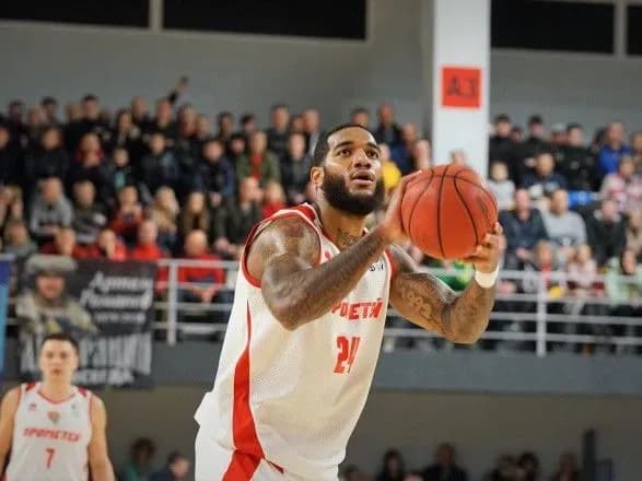 naykraschiy-napadnik-basketbolnoyi-superligi-prodovzhit-karyeru-v-ukrayinskomu-klubi