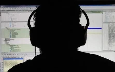 sbu-vouchida-pidozru-detektivam-scho-nezakonno-proslukhovuvali-ukrayintsiv