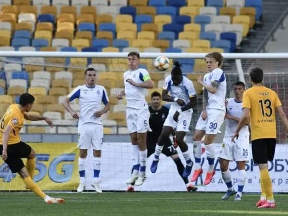 dubl-buyalskogo-ta-dva-penalti-dopomogli-dinamo-rozgromiti-oleksandriyu