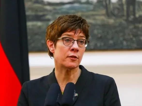 u-berlini-otsinili-efekti-vid-mozhlivogo-skorochennya-viyskovoyi-prisutnosti-ssha-u-nimechchini