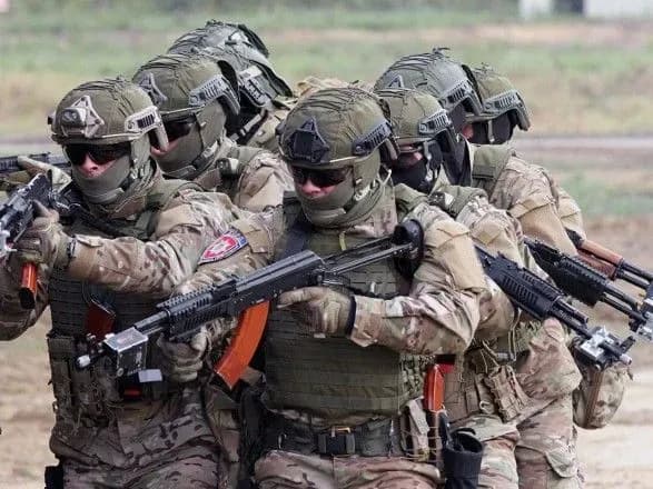 paket-dopomogi-ukrayini-na-250-mln-dol-pidtrimaye-i-bezpeku-ssha-eksperti-z-oboroni