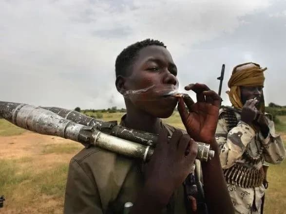 na-pivnichnomu-skhodi-nigeriyi-boyoviki-vbili-schonaymenshe-20-soldativ-ta-40-tsivilnikh-osib