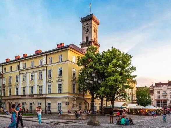 u-moz-nazvali-regioni-z-naybilshim-dobovim-prirostom-khvorikh-na-covid-19-8