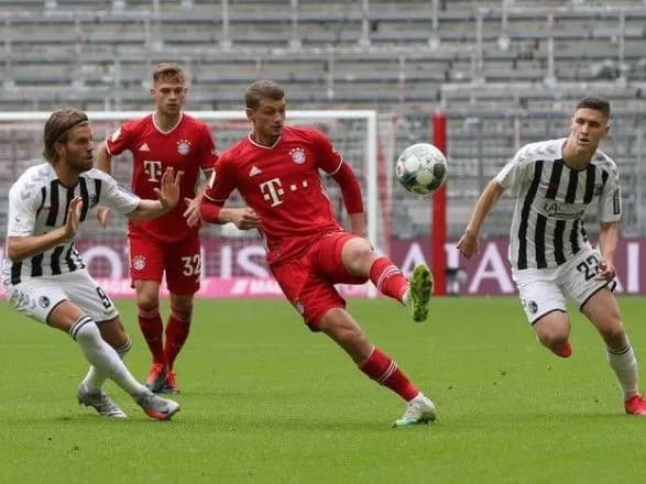 bavariya-zdobula-15-peremogu-pospil-v-bundeslizi