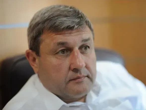 predstavnik-i-natskorpusu-vlashtuvali-strilyaninu-i-sutichku-zirvavshi-robotu-priymalni-deputata-litvinenka