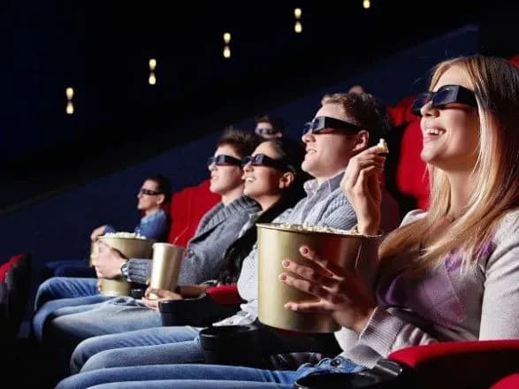 poslablennya-karantinu-uryad-dozvoliv-robotu-kinoteatriv-z-2-lipnya