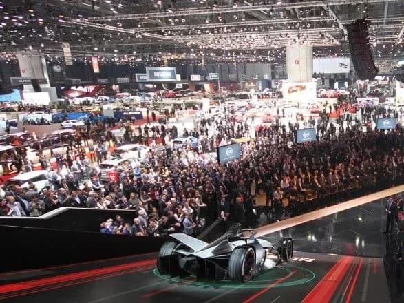 zhenevskiy-avtosalon-skasuvav-vistavku-i-v-2021-rotsi