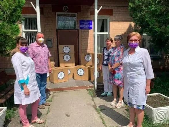 mkhp-peredav-likaryam-trimisyachniy-zapas-zasobiv-zakhistu