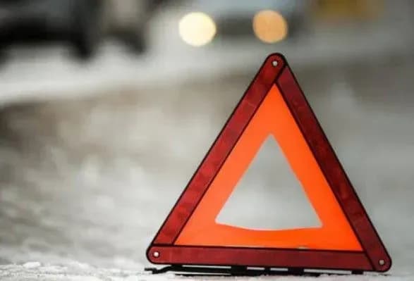 v-ukrai-ni-za-pivroku-v-dtp-zaginula-61-ditina