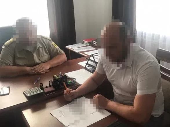 na-volini-direktora-dp-zapidozrili-u-dozvoli-masovoyi-virubki-derev-u-zakazniku