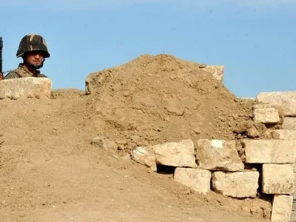 situatsiya-u-nagirnomu-karabasi-na-foni-zagostrennya-z-virmeniyeyu-ponad-23-tisyachi-osib-pishli-u-dobrovoltsi-zs-azerbaydzhanu