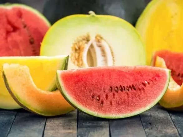 sezon-kavuniv-i-din-diyetolog-rozpovila-chi-mozhna-vzhe-yisti-bashtanni-ta-yak-ne-nashkoditi-zdorovyu